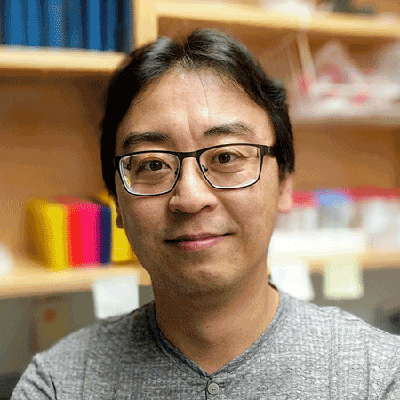 Seong Min Lee